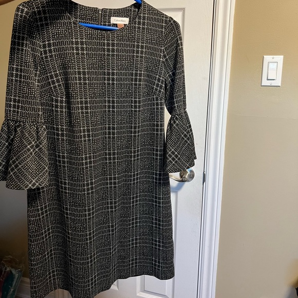 Calvin Klein Black and white striped mini dress. US 4. - Picture 5 of 6